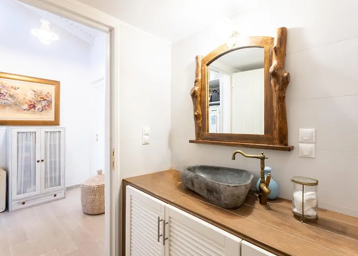 Seafront Evi'S Hideaway - Petalidi Cozy Nest *