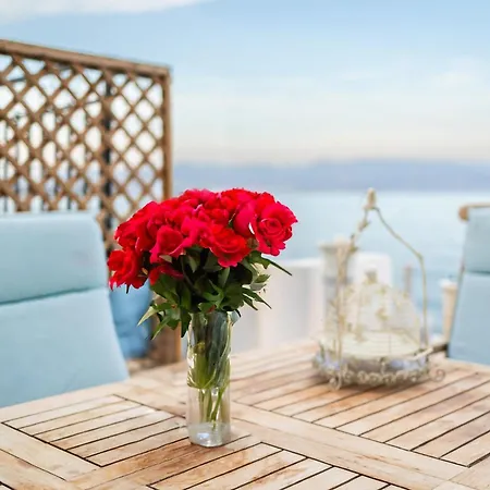 Apartament Evi's Seafront Hideaway - Cozy Nest