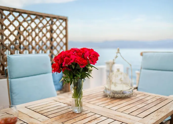 דירה Evi's Seafront Hideaway - Cozy Nest