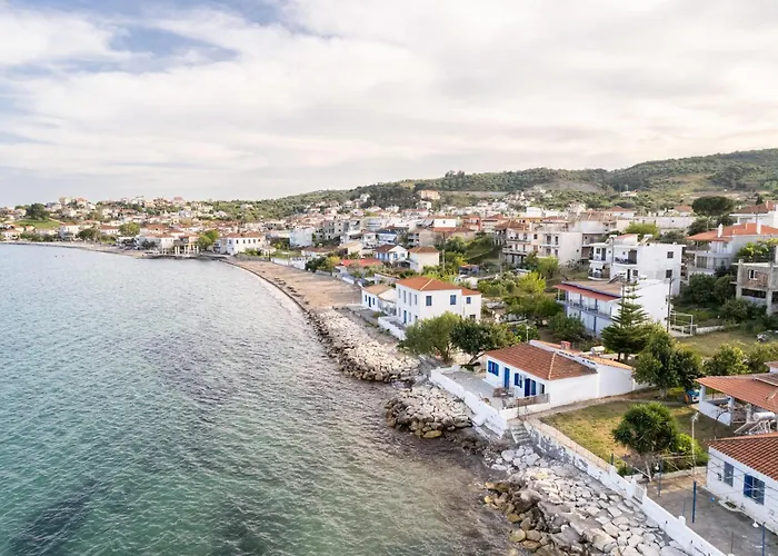 Evi's Seafront Hideaway - Cozy Nest * Petalídhion